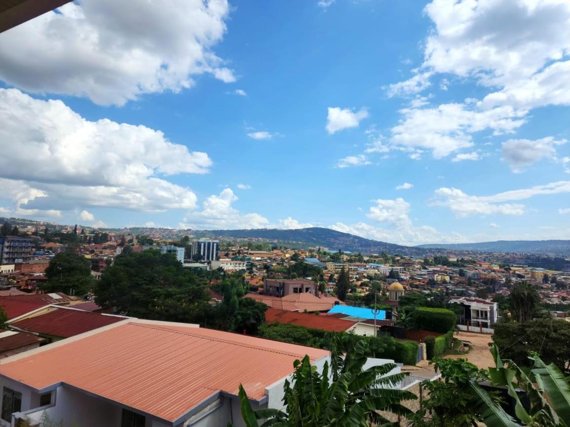 Dazzlet Rwanda Bed & Breakfast Kigali Exterior photo